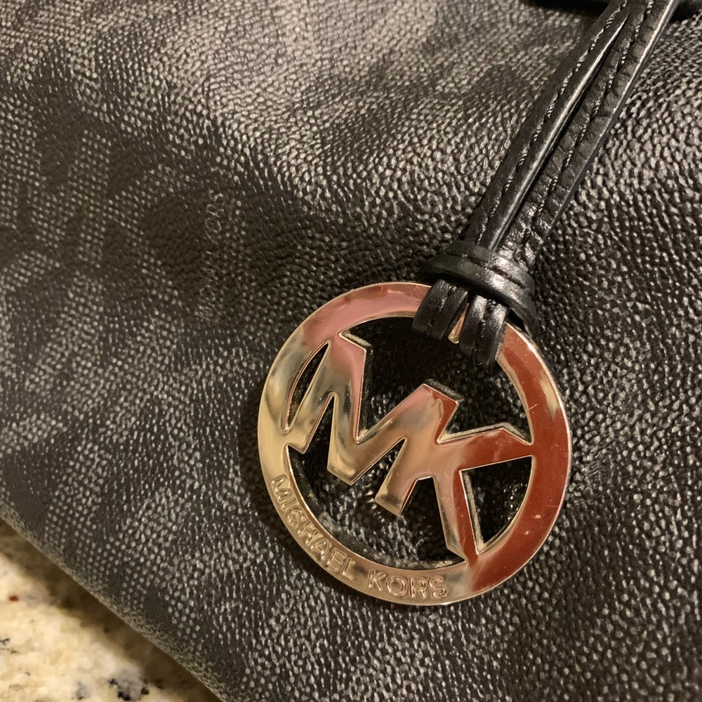 Michael Kors Speedy Bag